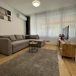 Cityapartment Apartment *