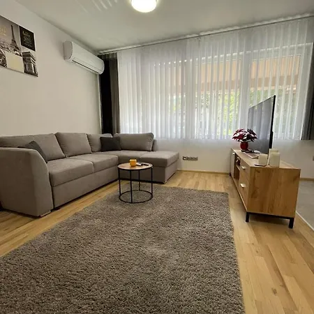 Cityapartment *